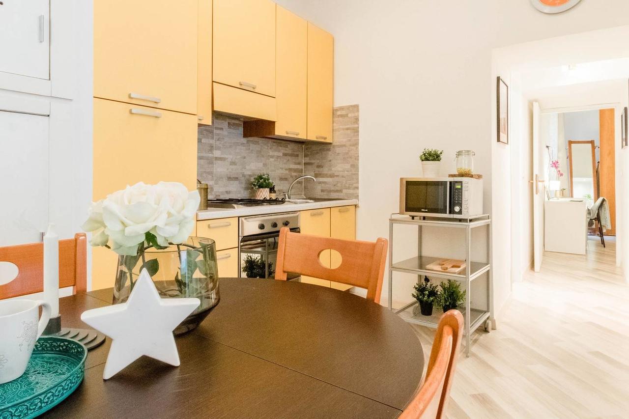 Hintown Submarine'S Apartment Милан Экстерьер фото