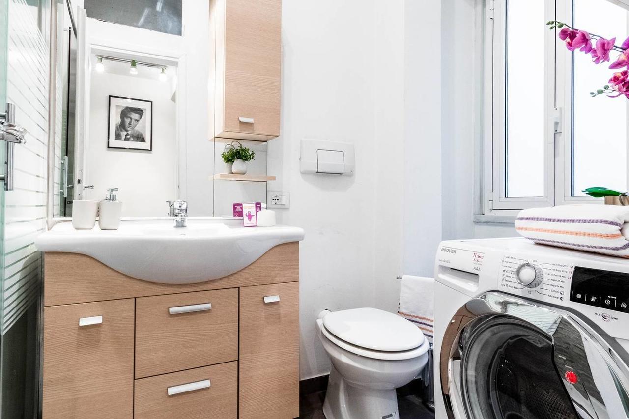 Hintown Submarine'S Apartment Милан Экстерьер фото