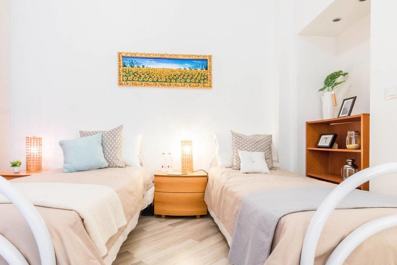 Hintown Submarine'S Apartment Милан Экстерьер фото